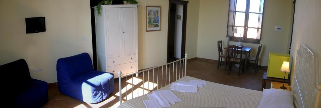 Farmstay La Morella Battipaglia Exterior photo